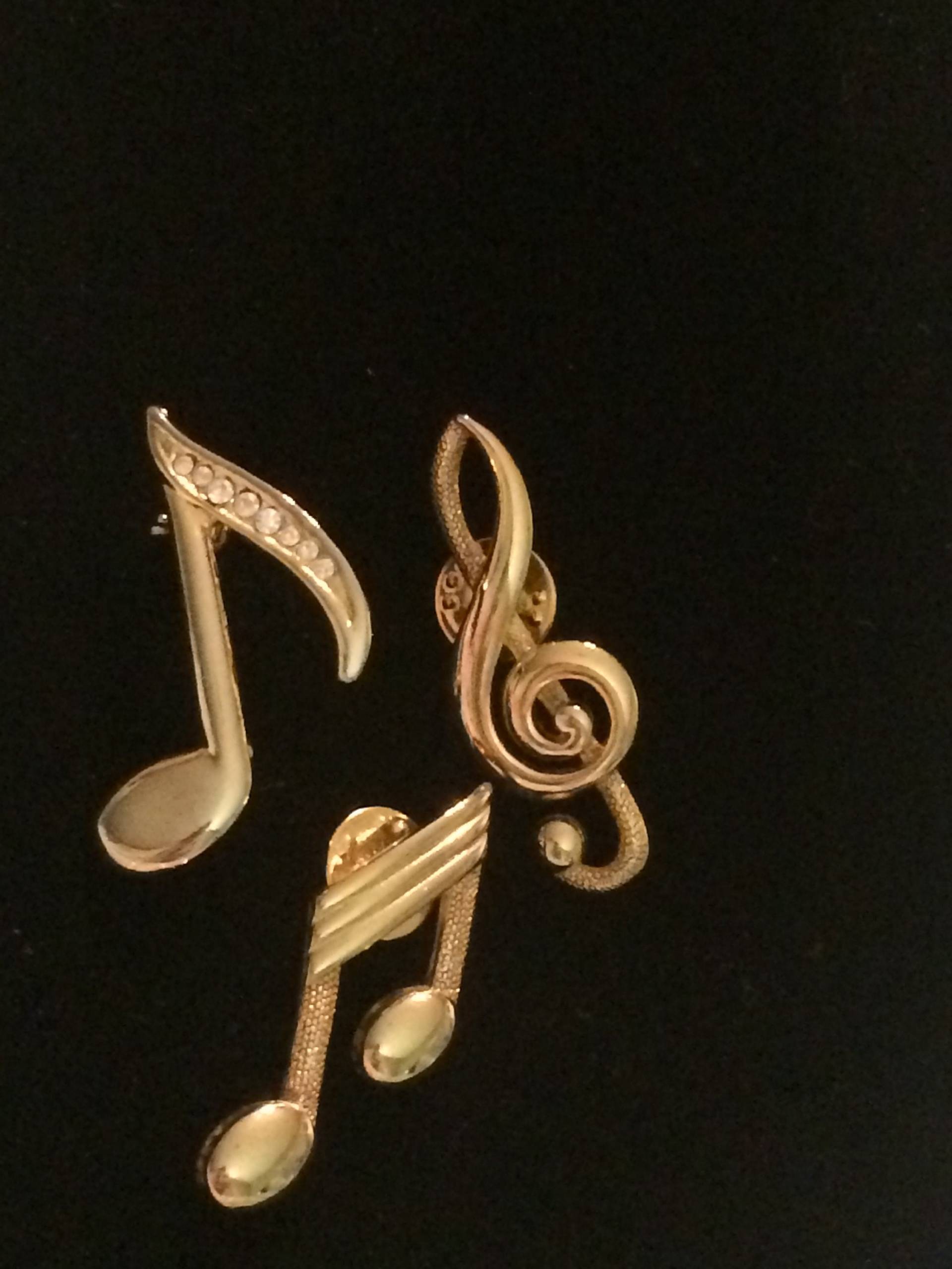 Vintage Lot Von 3 Spieluhr Pins Broschen von beffyfaye