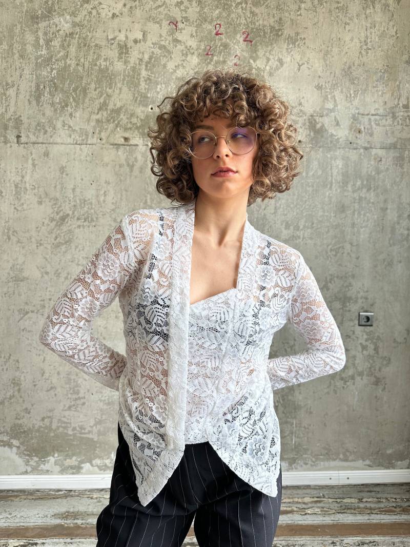 Vintage 80Er Jahre Spitzenbluse in Weiß, Transparente Bluse von begemotvintage