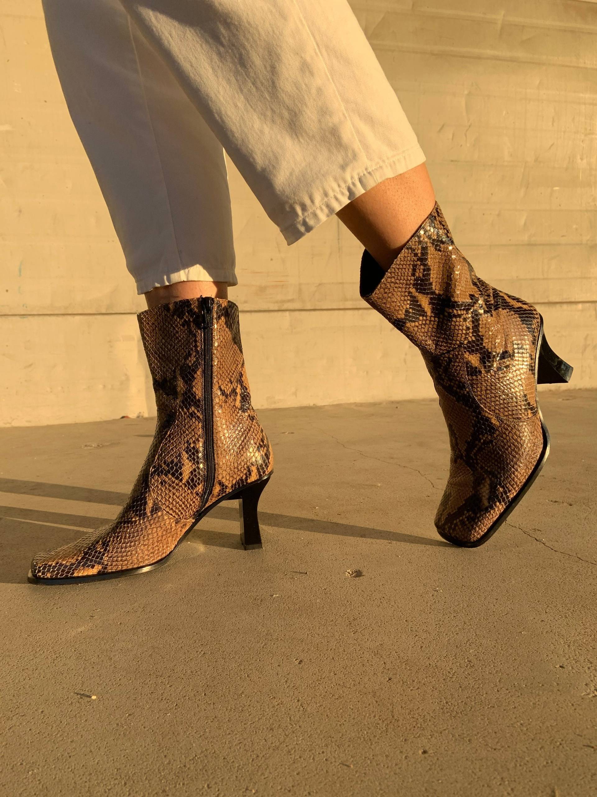 Vintage Schlangenleder Ankle Boots Vintage Schlangenleder Ankle Boots von begemotvintage