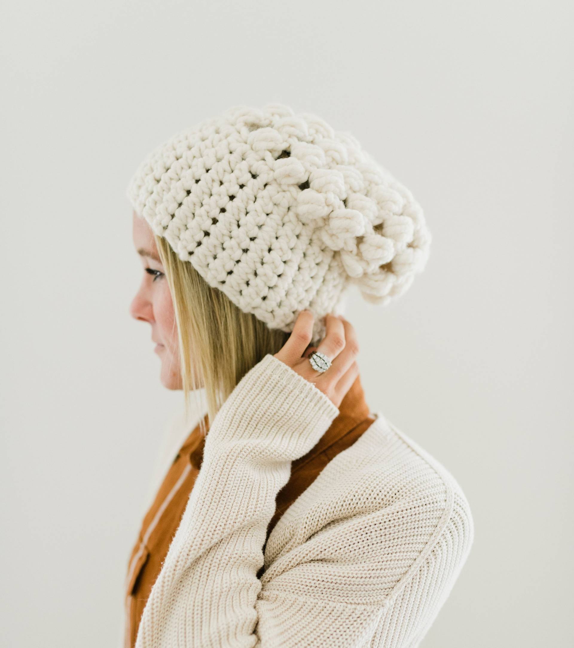 Erwachsene Slouch Mütze, Creme Beanie, Frauen Slouchy Häkeln Wintermütze, Übergroße Slouch, Elfenbein Chunky Boho Toque von behappedesigns