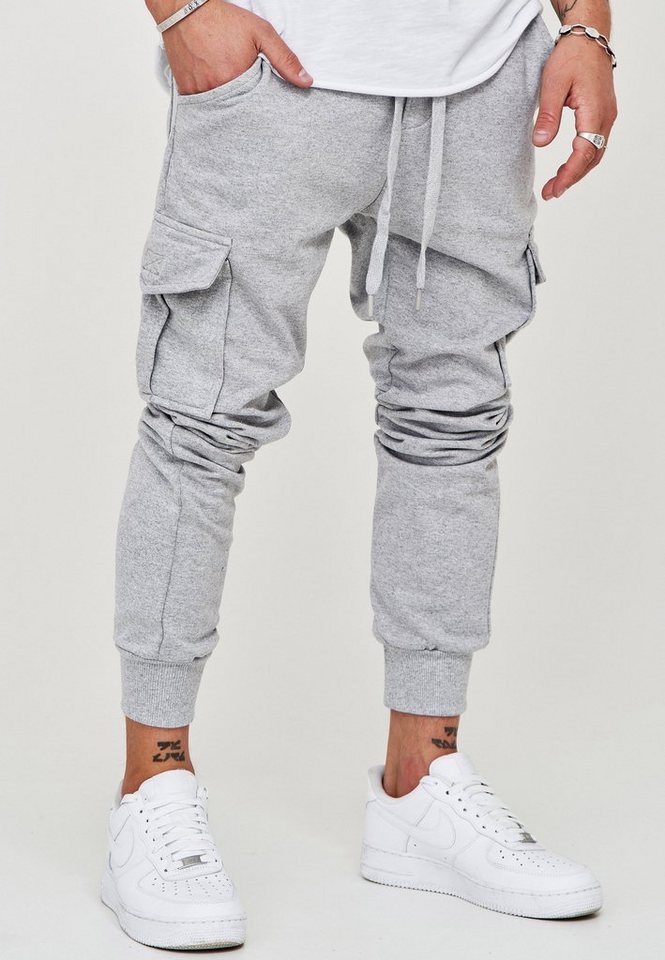 behype Trainingshose MATAY mit praktischen Cargotaschen von behype