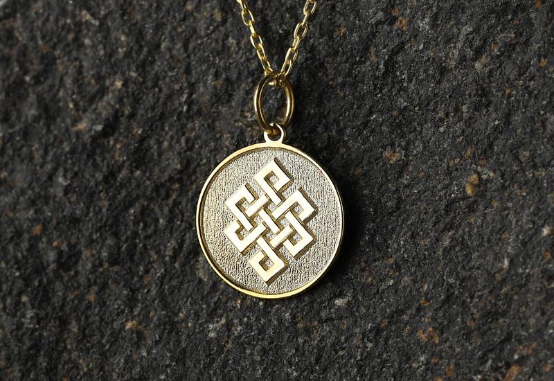 14K Gold Endless Knot Halskette, Personalisierte Ewige Knoten Anhänger, Budhism Symbol Karma Bester Freund Geschenk Halskette von bejewelike