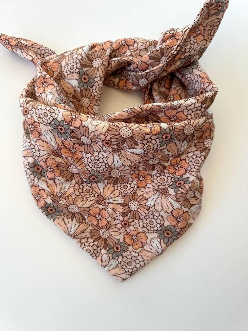 Musselin Halstuch Für Babys Und Kinder | Retroblumen Blumen Pastell Dreieckstuch Schal von bellanovagermany