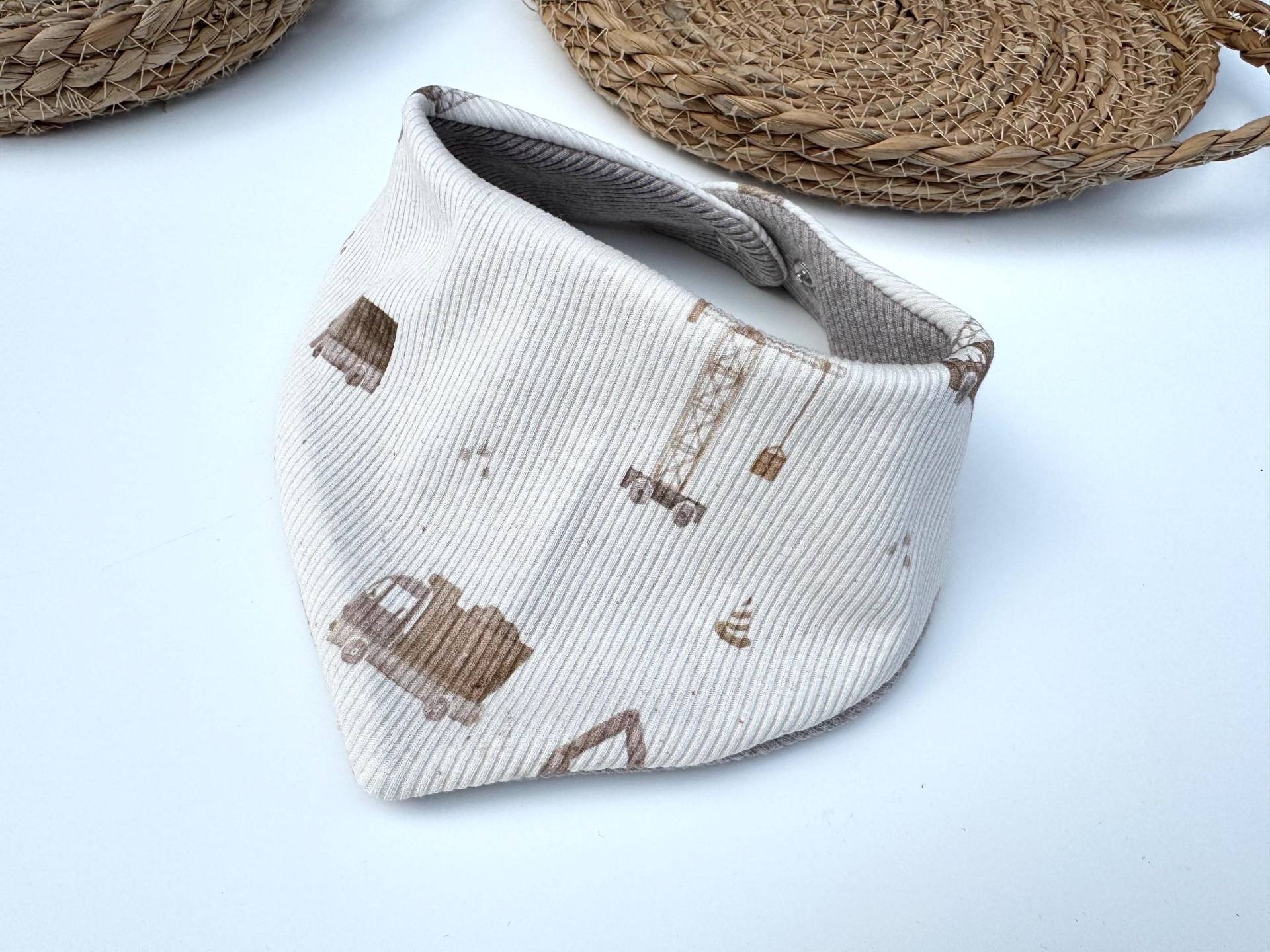 Wendetuch Halstuch Zum Mitwachsen | Größenverstellbar Bagger Baufahrzeuge Lkw Dreieckstücher Aus Rippenjersey von bellanovagermany