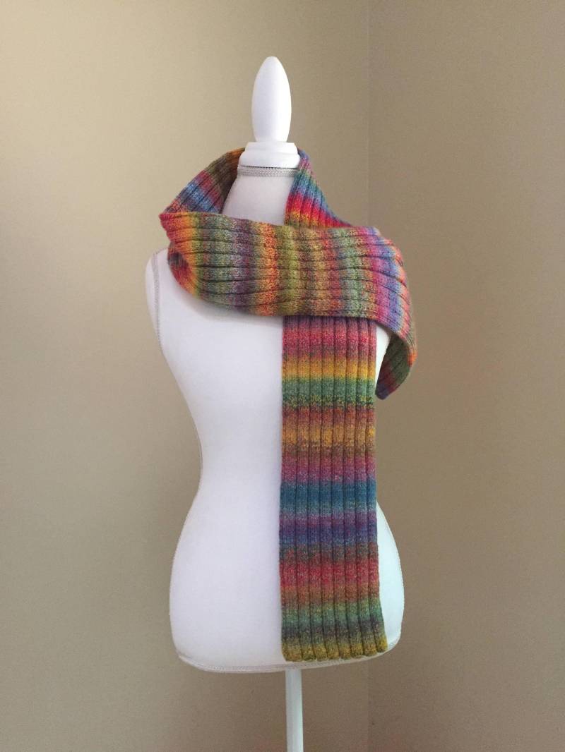 Bellas Schal | Versandfertig Luxus Unikat Handgestrickter 100% Extrafeiner Merinowolle Weicher Und Warmer Handgestrickter Handgestricktes Geschenk von bellasknitsnpurls