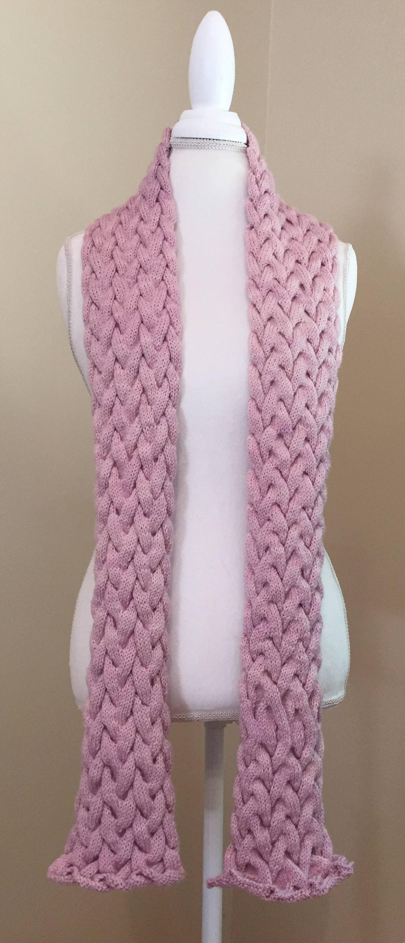 Pippa's Posies|Versandfertig|Handgestrickter Schal|75% Merinowolle|15 Perc. Seide|10 Perz. Kaschmir|Handgefärbtes Garn|Weicher Schal Pippa's Posies|Versandfertig|Handgestrickter Schal|75% Merinowolle|15 Perc. Seide|10 Perz. Kaschmir|Handgefärbtes Garn|Weicher Schal von bellasknitsnpurls
