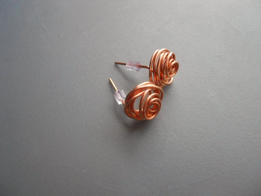 Kupfer Rose Draht Spirale Braut Ohrstecker Ohrringe Kupfer Rose Draht Spirale Braut Ohrstecker Ohrringe von belleazure