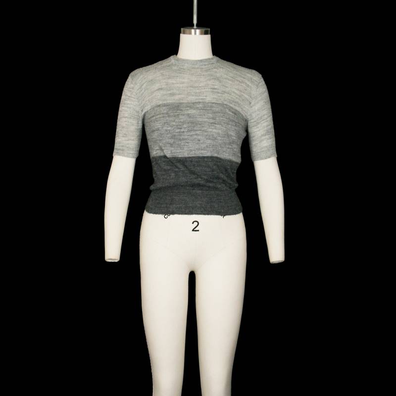 Vintage 1950Er Pullover - Grau Schwarz Farbblock Streifen Ombre Crew Neck Kurzarm Small Medium Ready To Wear von bellofbow