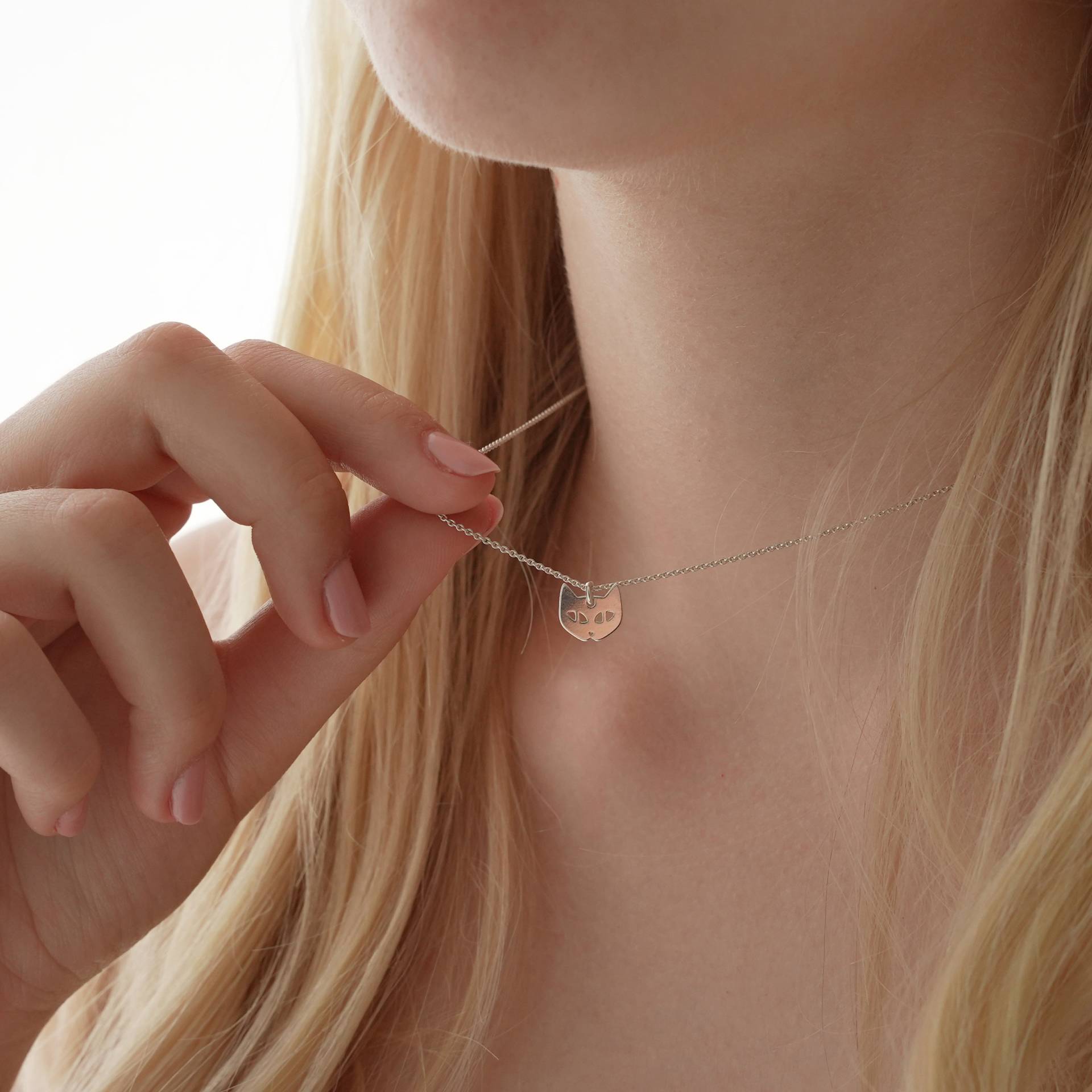Halskette - Kleine Katze, 925 Silber, Filigrane Kette, Besondere Geschenkidee, Personalisierte Silberkette, Kleine Katze Anhänger Halskette - Kleine Katze, 925 Silber, Filigrane Kette, Besondere Geschenkidee, Personalisierte Silberkette, Kleine Katze Anhänger von bellybirdjewellery