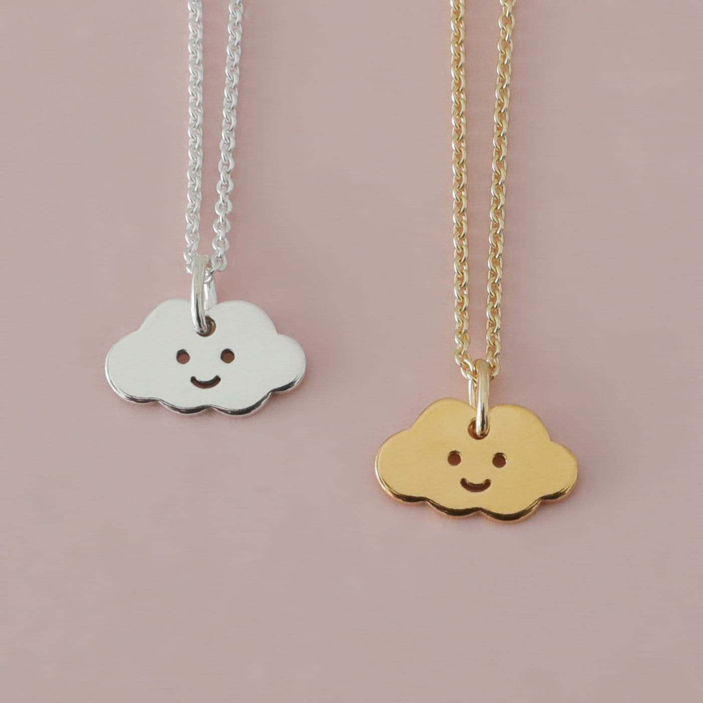 Kette - Kleine Wolke, 925 Silber, Filigrane Kette, Besonderes Taufgeschenk, Personalisierte Silberkette, Wolke Anhänger, Himmelskörper Kette - Kleine Wolke, 925 Silber, Filigrane Kette, Besonderes Taufgeschenk, Personalisierte Silberkette, Wolke Anhänger, Himmelskörper von bellybirdjewellery