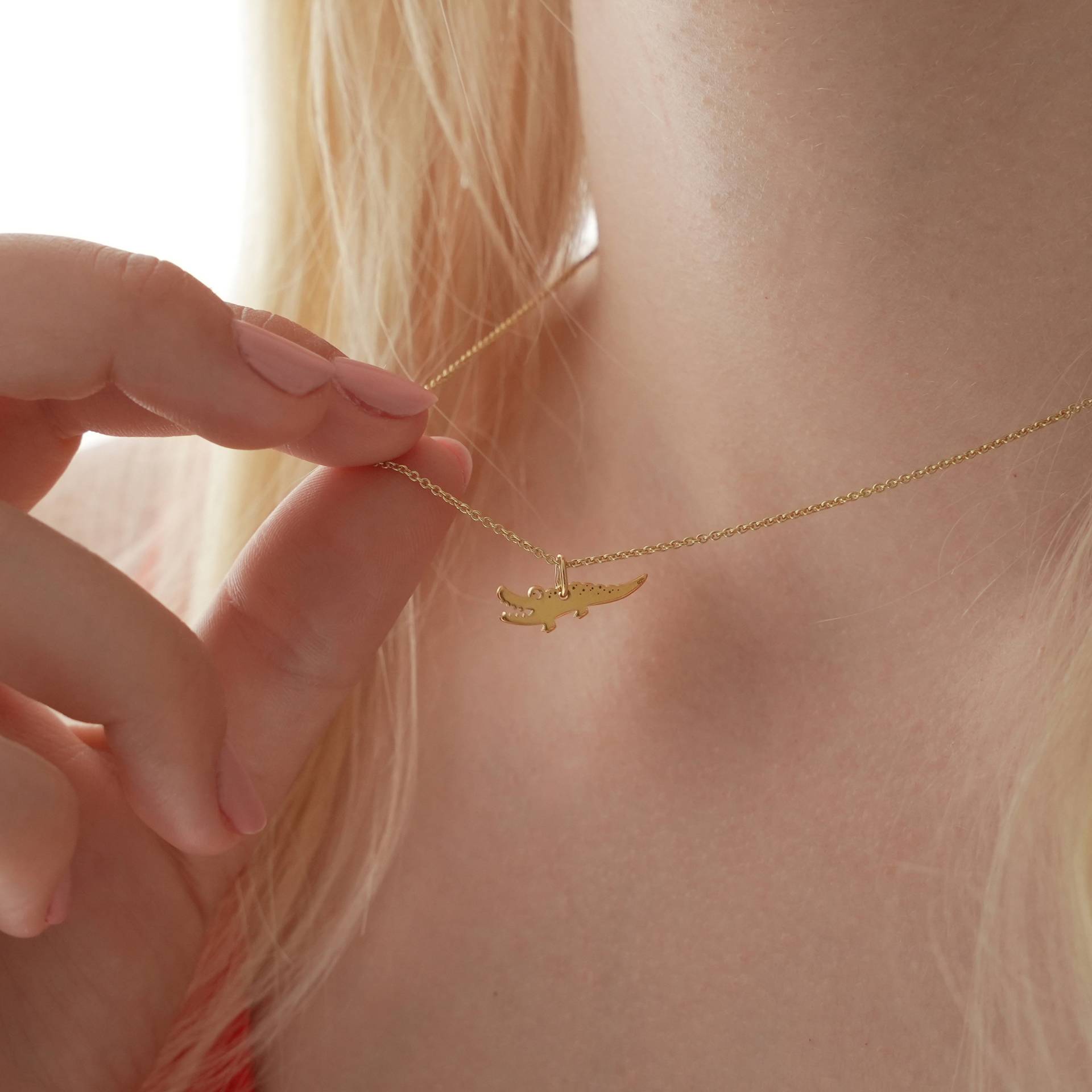 Kette - Kleines Krokodil, 925 Silber Vergoldet, Filigrane Kette, Besonderes Geburstagsgeschenk, Süßer Sommerschmuck, Mit Tieranhänger Kette - Kleines Krokodil, 925 Silber Vergoldet, Filigrane Kette, Besonderes Geburstagsgeschenk, Süßer Sommerschmuck, Mit Tieranhänger von bellybirdjewellery