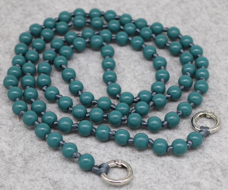 Lange Handykette ‚Pretty in Petrol', Petrolfarbene Holzperlen, Geknotet , Versilberte Oder Vergoldete Karabiner, , Längenauswahl Lange Handykette ‚Pretty in Petrol', Petrolfarbene Holzperlen, Geknotet , Versilberte Oder Vergoldete Karabiner, , Längenauswahl von benundfredh2