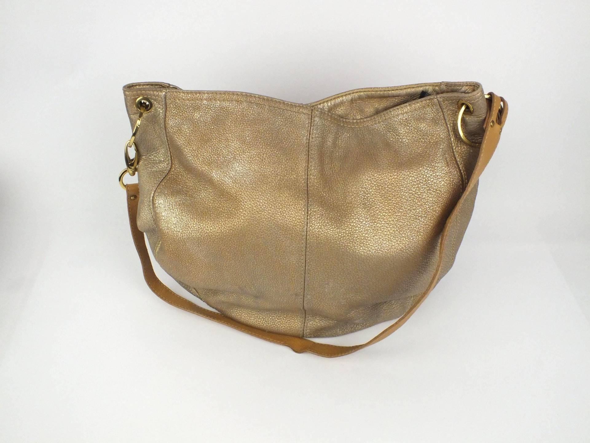 Große Vintage Aigner Damen Handtasche Echtes Leder Gold Beige - Umhängetasche Lederbeutel von berlinvintageshop