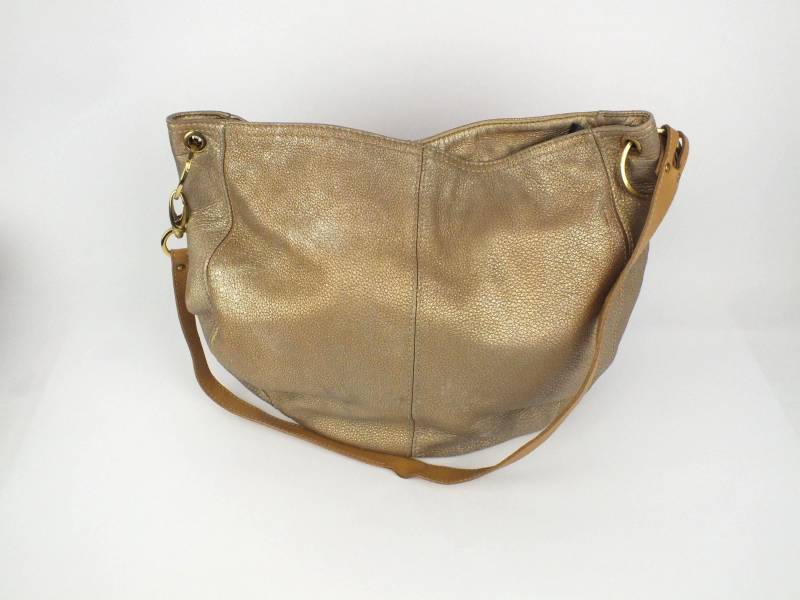Große Vintage Aigner Damen Handtasche Echtes Leder Gold Beige - Umhängetasche Lederbeutel von berlinvintageshop