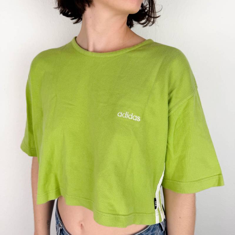 Vintage Adidas Top Size M | 38 Belly Free Crop Best Classic Vintage Adidas Top Size M | 38 Belly Free Crop Best Classic von bestclassicvintage