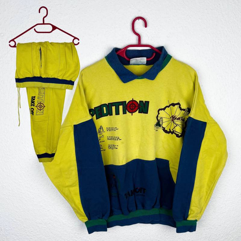 Vintage Adidas Tracksuit Size S-M Take Off Expedition Best Classic Vintage Adidas Tracksuit Size S-M Take Off Expedition Best Classic von bestclassicvintage