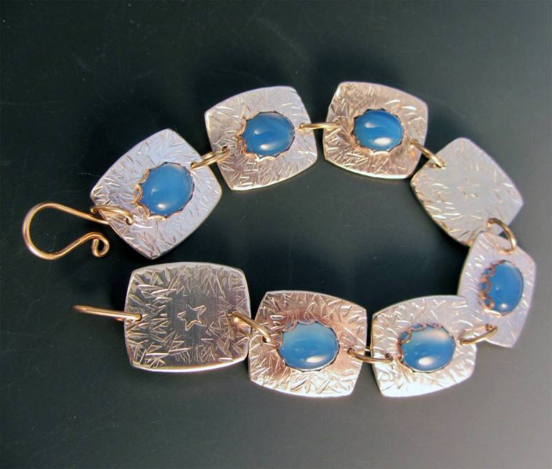 Blauer Achat Sterling Silber Armband Mit Goldakzenten Handarbeit Ooak von bethwicker