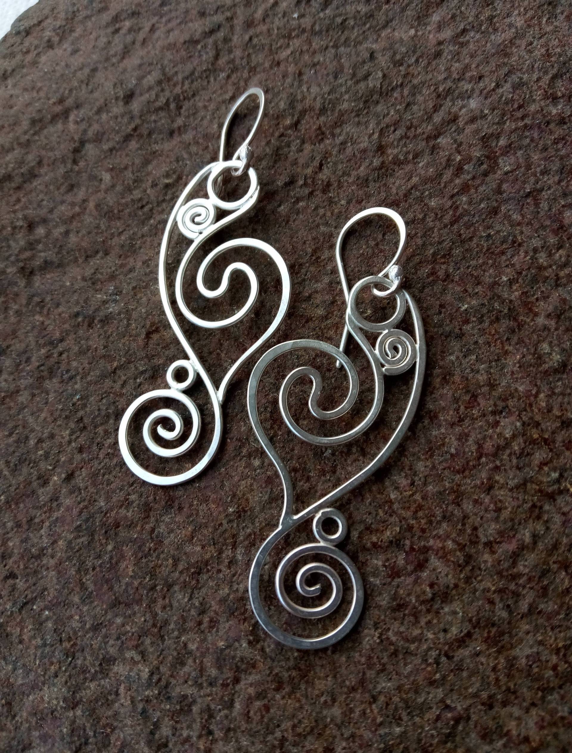 sterling Silber Draht Ohrringe | Ist Es Ein Vogel? sterling Silber Draht Ohrringe | Ist Es Ein Vogel? von betsyresnick