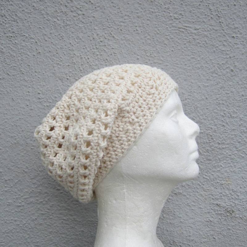 Gehäkelte Beanie Mütze Aus Weichem Cremeweißen Kundalini Gehäkelte Beanie Mütze Aus Weichem Cremeweißen Kundalini von bigalhats