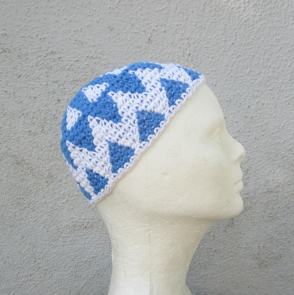 Gehäkelte Kufi Strickmütze Aus Baumwolle, Gehäkelt Im Zick-Zack-Muster Gehäkelte Kufi Strickmütze Aus Baumwolle, Gehäkelt Im Zick-Zack-Muster von bigalhats