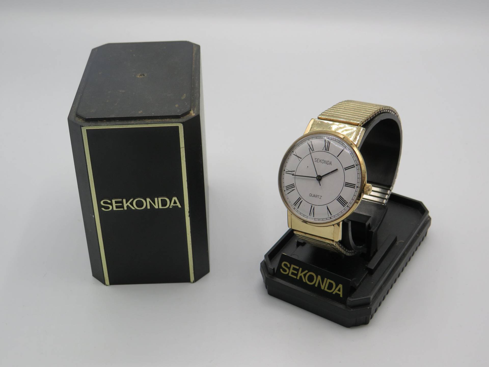 Herren Vintage Gold Ton Stretch Armband Sekonda Uhr , Sekona Quartz Udssr Super Zustand, Herrenuhr Accessoires von bigetsyvintagestore