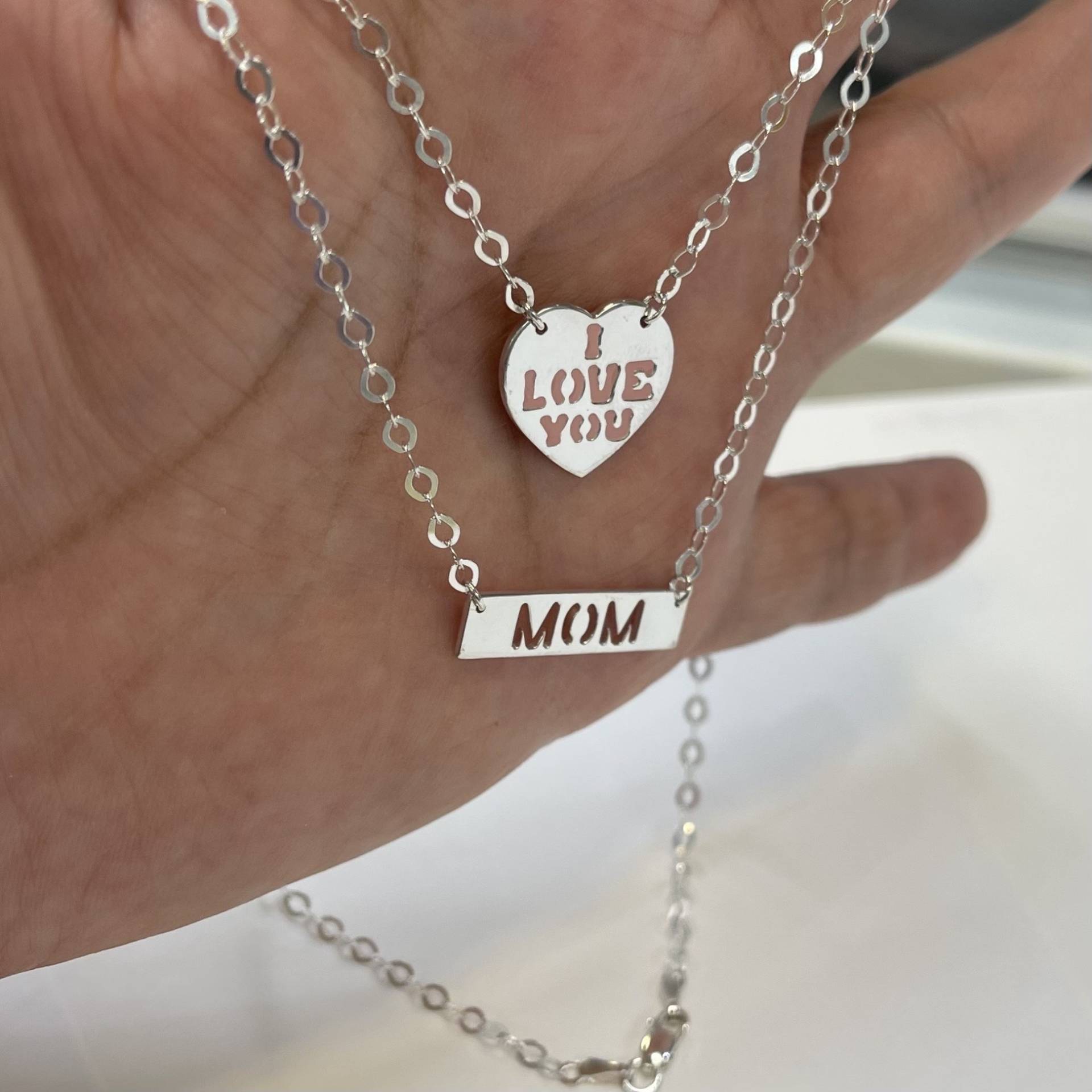 sterling Silber Muttertag Halskette "I Love You Mom" Doppelstrang sterling Silber Muttertag Halskette "I Love You Mom" Doppelstrang von bigsilverstars