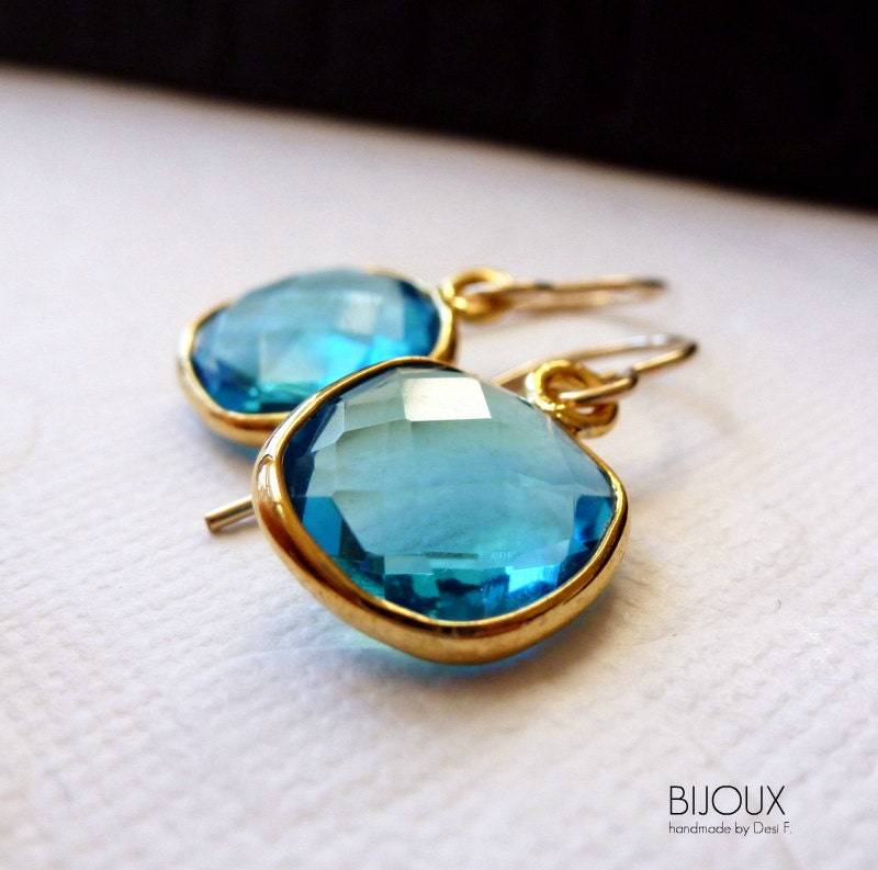 Schweizer Blauquarz Bezel Set Ohrringe - 14K Goldfilled Limited Edition Schweizer Blauquarz Bezel Set Ohrringe - 14K Goldfilled Limited Edition von bijouxbydesif