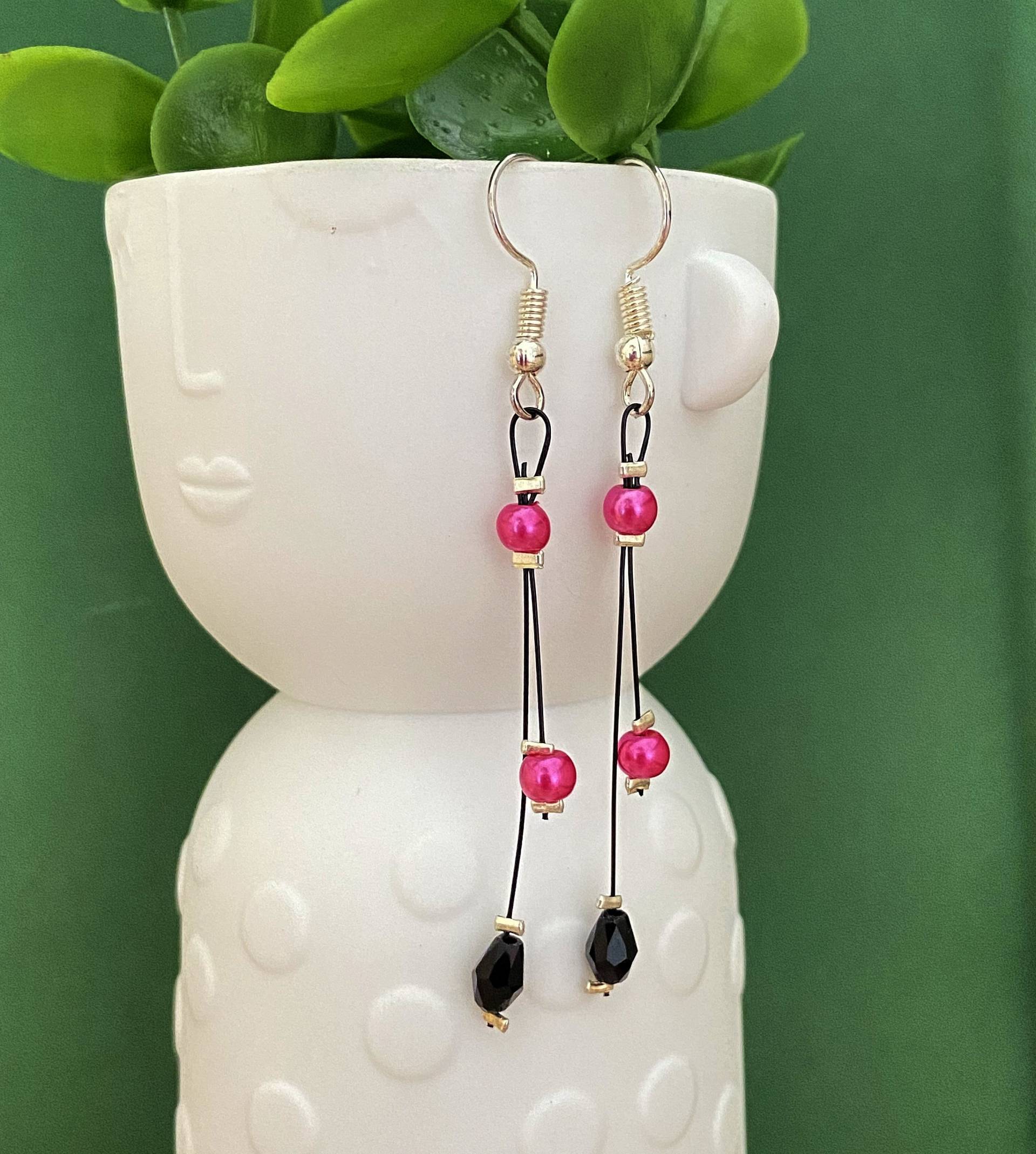Fuchsia Rosa Und Schwarze Baumelnde Ohrringe, Perlenmodeschmuck, Fuschia Schwarzes Schmuckset Fuchsia Rosa Und Schwarze Baumelnde Ohrringe, Perlenmodeschmuck, Fuschia Schwarzes Schmuckset von bijouxbymaeva