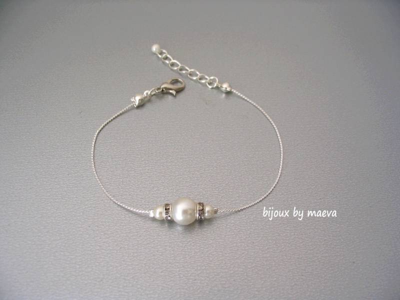 Kostümhochzeitsschmuck, Elfenbeinperlen - Und Strassarmband An Silberner Metallkette, Perlenhochzeitsaccessoire, Anpassbarer Schmuck Kostümhochzeitsschmuck, Elfenbeinperlen - Und Strassarmband An Silberner Metallkette, Perlenhochzeitsaccessoire, Anpassbarer Schmuck von bijouxbymaeva