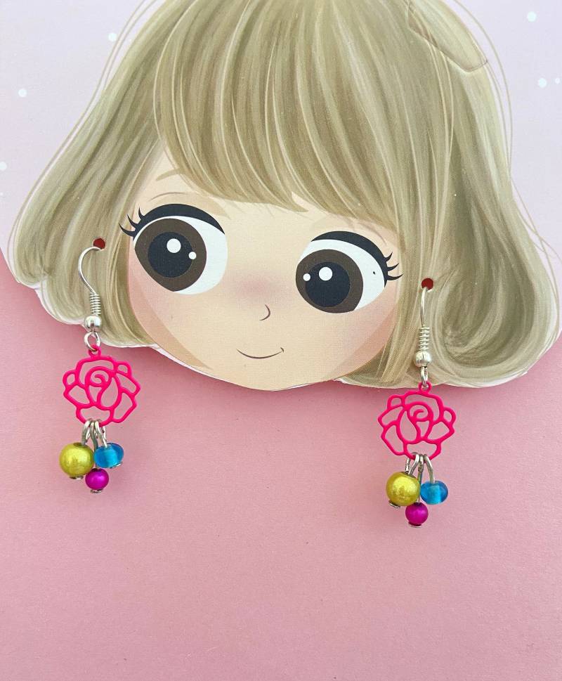 Schmuck Für Kleine Mädchen, Rosa Blumenohrringe Und Türkisfarbene Grüne Perlenanhänger von bijouxbymaeva