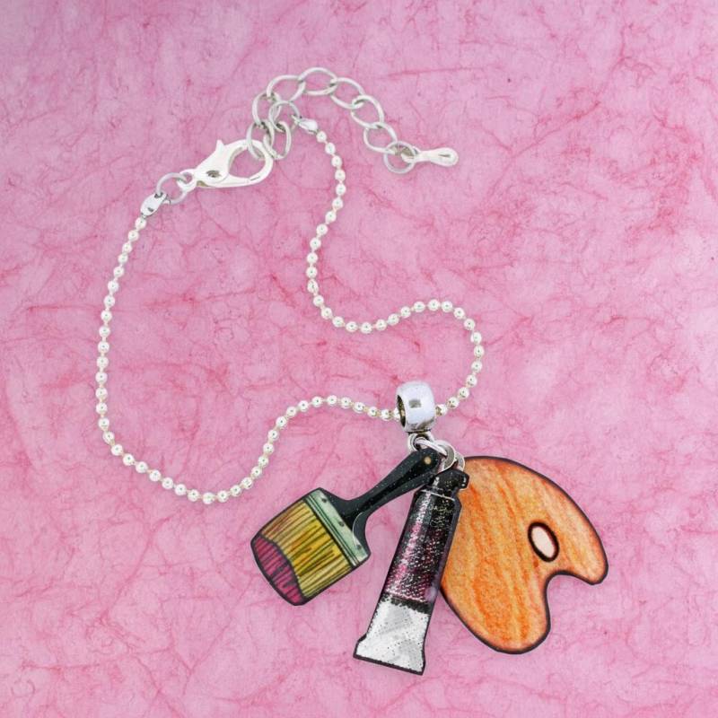Kettenarmband Mit Pinsel Und Farbtuben von bijouxlafeecameleon