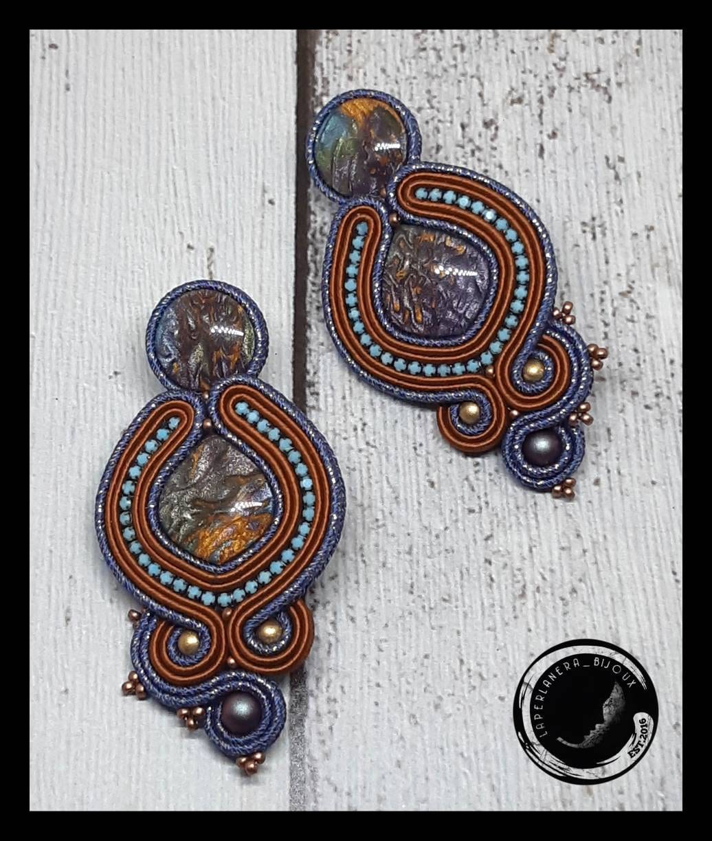 Die Blauen Und Braunen Soutache-Ohrringe Die Blauen Und Braunen Soutache-Ohrringe von bijouxlaperlanera