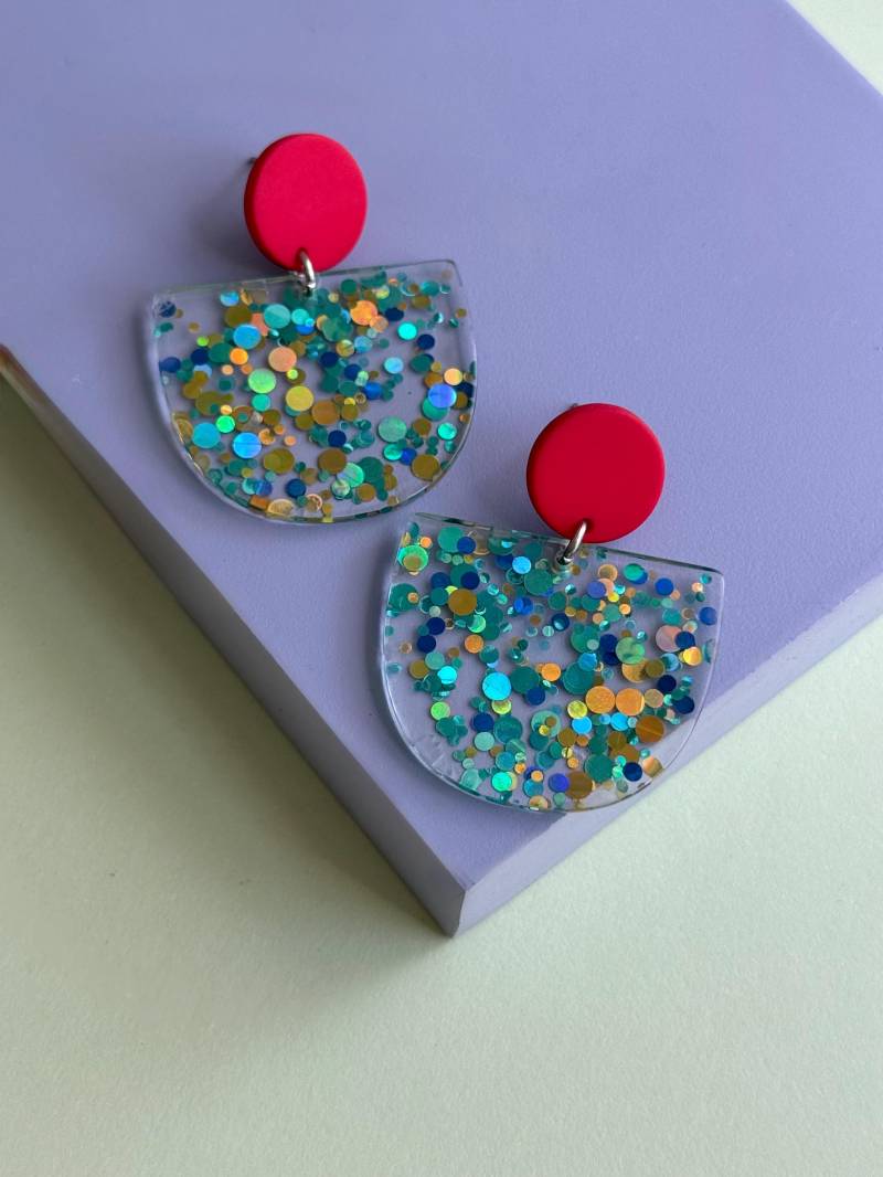 Bunte Glitzer Konfetti Acryl Ohrringe in Türkis, Blau Und Rot/Große, Statement Aus Kunststoff Geschenk Schmuck Bunte Glitzer Konfetti Acryl Ohrringe in Türkis, Blau Und Rot/Große, Statement Aus Kunststoff Geschenk Schmuck von birdsofparadiseDE