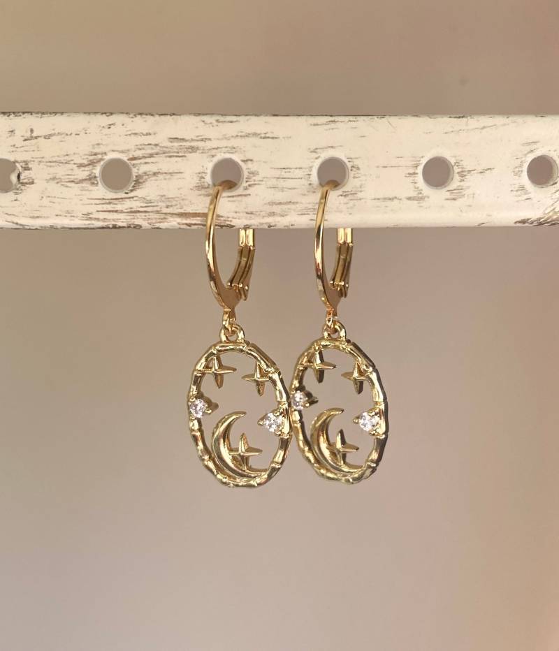 Kleine Vergoldete Creolen Mit Zirkonia Stein Anhänger/Boho Gold Ohrringe Hängend Mond Sonne Geschenk Für Freundin von birdsofparadiseDE