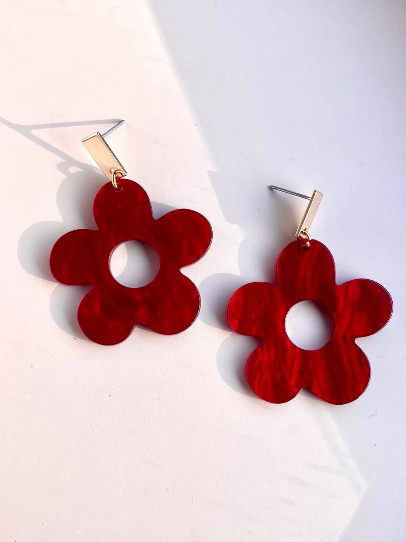 Rote, Große Statement Ohrringe Mit Vergoldeten Ohrstecker Und Blumen Anhänger Aus Kunststoff Acetat/Rote Hängend Geschenk Mama Rote, Große Statement Ohrringe Mit Vergoldeten Ohrstecker Und Blumen Anhänger Aus Kunststoff Acetat/Rote Hängend Geschenk Mama von birdsofparadiseDE