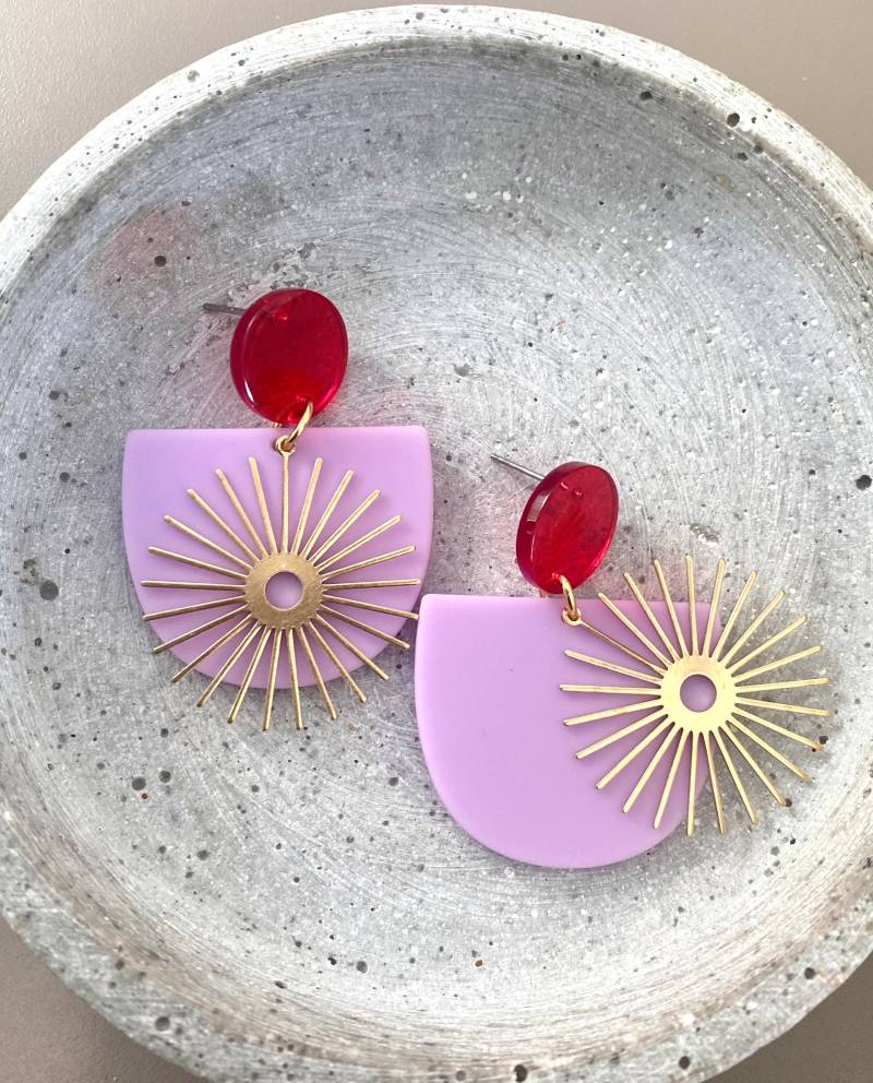 Rote Ohrstecker Aus Acetat Mit Lila Anhänger Acryl Und Gold Sonne/Boho Ohrringe Bunte Statement Geschenk Für Sie von birdsofparadiseDE