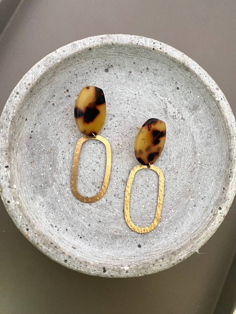 Schildpatt Muster Ohrstecker Mit Ovalen, Goldenen Messing Anhänger/statement Hängeohrringe Große Geschenk Für Freundin Schildpatt Muster Ohrstecker Mit Ovalen, Goldenen Messing Anhänger/statement Hängeohrringe Große Geschenk Für Freundin von birdsofparadiseDE
