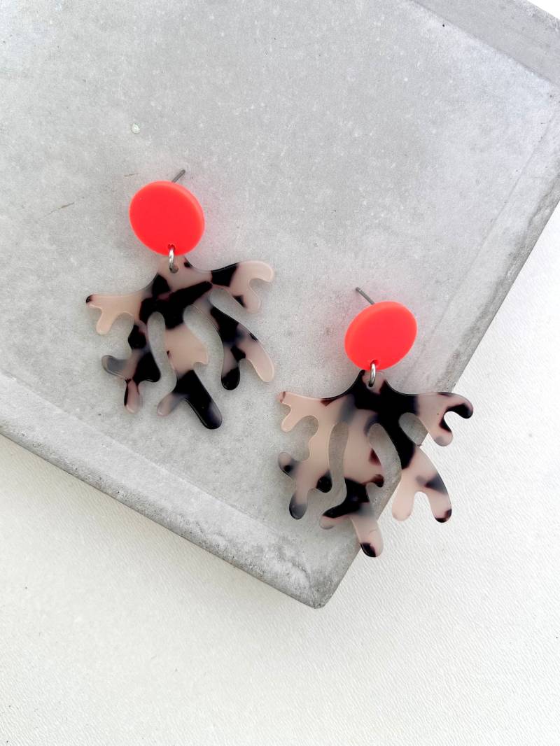 Schildpatt Statement Ohrringe Aus Acetat/Neon Orange Ohrstecker Acryl Große Bunte Party Geschenk Für Freundin von birdsofparadiseDE