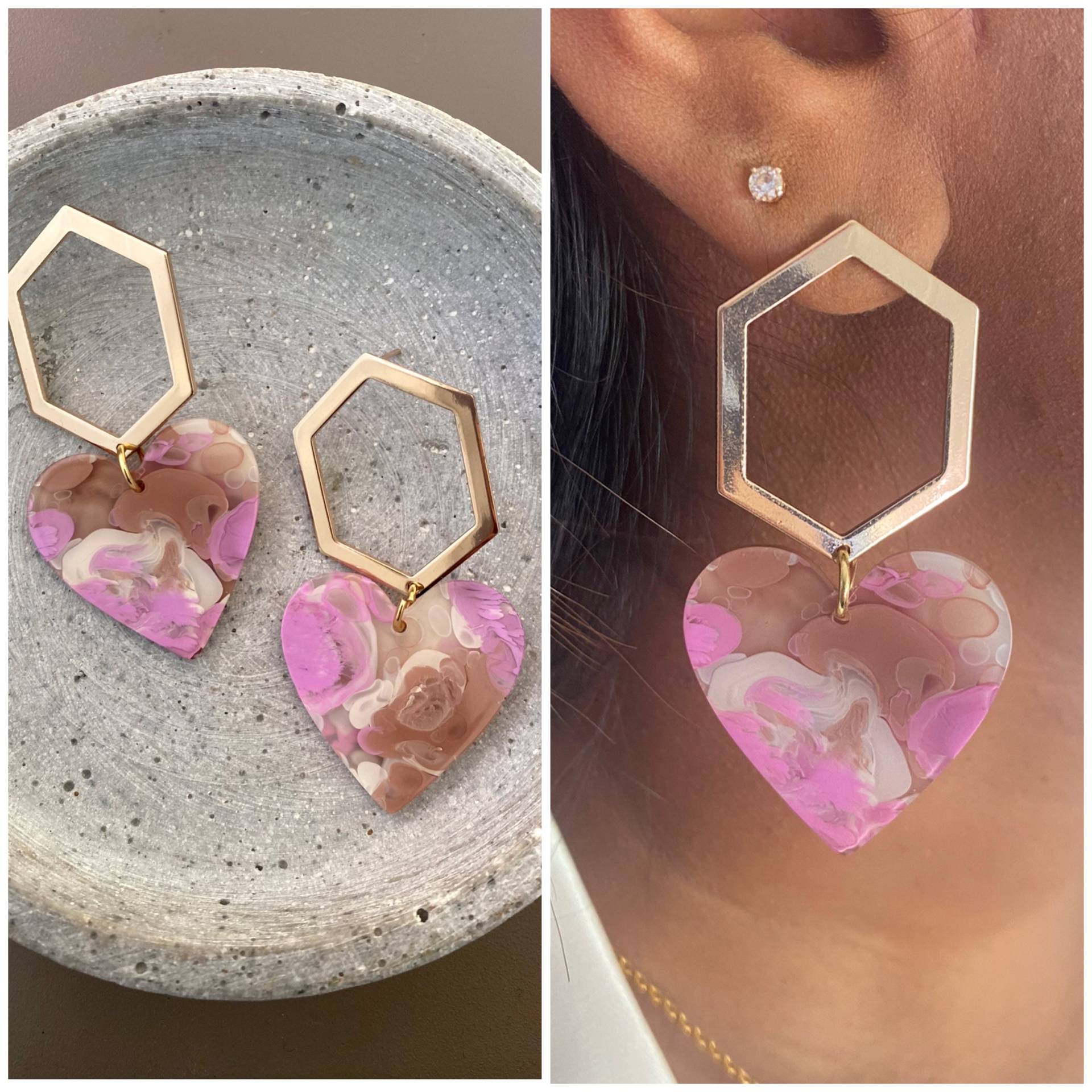 Vergoldete Ohrstecker Mit Bunten Rosa Herz Anhänger Aus Acryl/Acetat Statement Ohrringe Goldene Geschenk Für Sie von birdsofparadiseDE