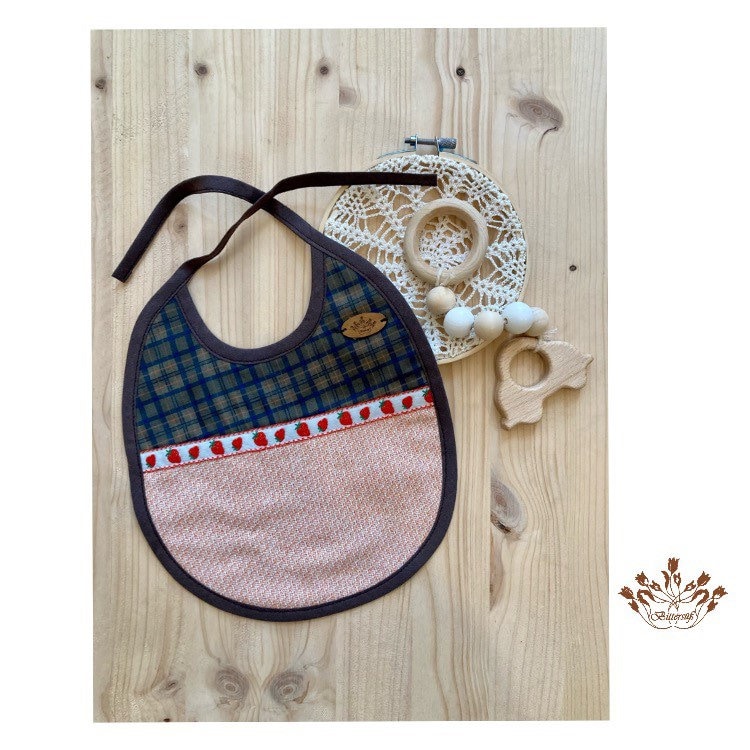 Lätzchen, Sabberlatz, Babylätzchen Zum Umbinden Mimi 001 -Personalisierbar von bittersuessmode