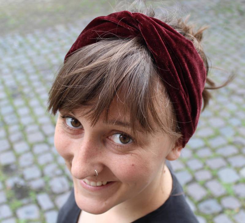 Samthaarband Zum Selber Knoten Weinrot Von Blåbär Handmade von blabarhandmade