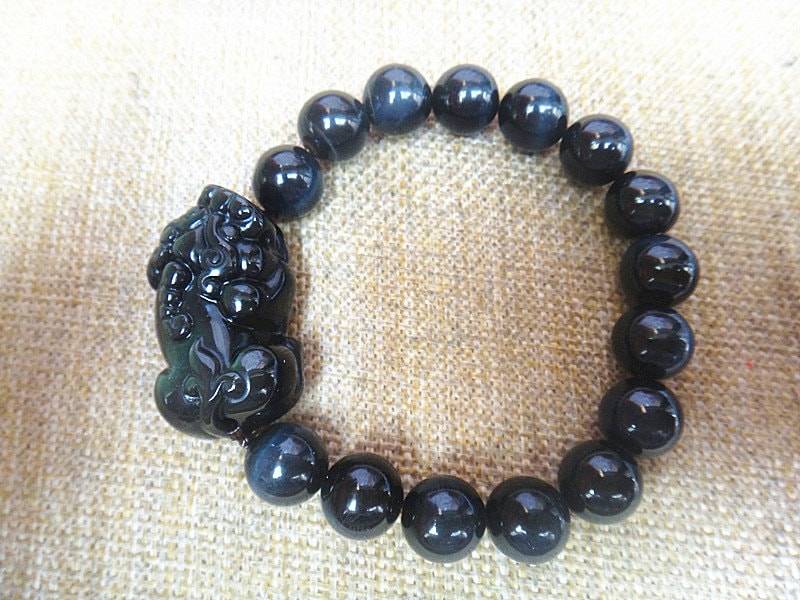 Eis Art Von Natürlicher Regenbogen Auge Obsidian Pi Yao Perlen Schmuck Armbänder Lucky Eis Art Von Natürlicher Regenbogen Auge Obsidian Pi Yao Perlen Schmuck Armbänder Lucky von blackbeaded