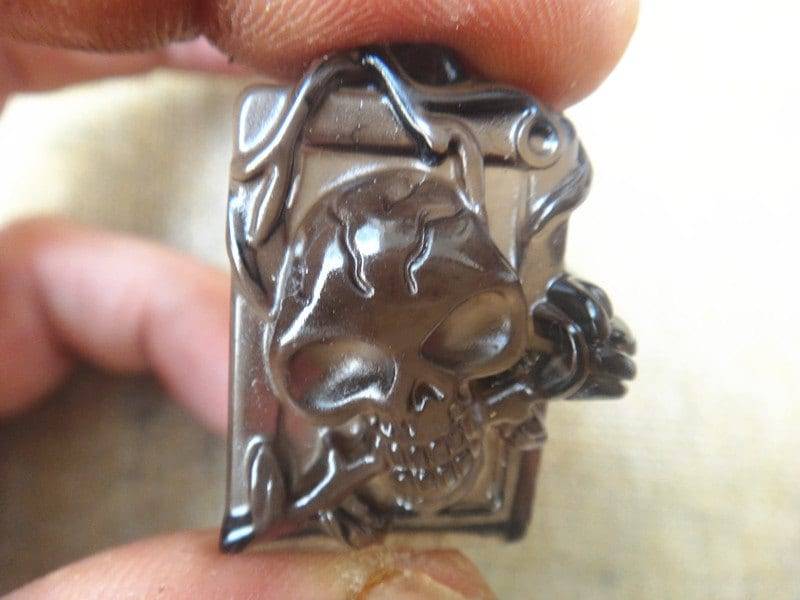 Natürliche Eis Art Von Obsidian Stein Geschnitzt "Schädel Kopf" Anhänger Natürliche Eis Art Von Obsidian Stein Geschnitzt "Schädel Kopf" Anhänger von blackbeaded