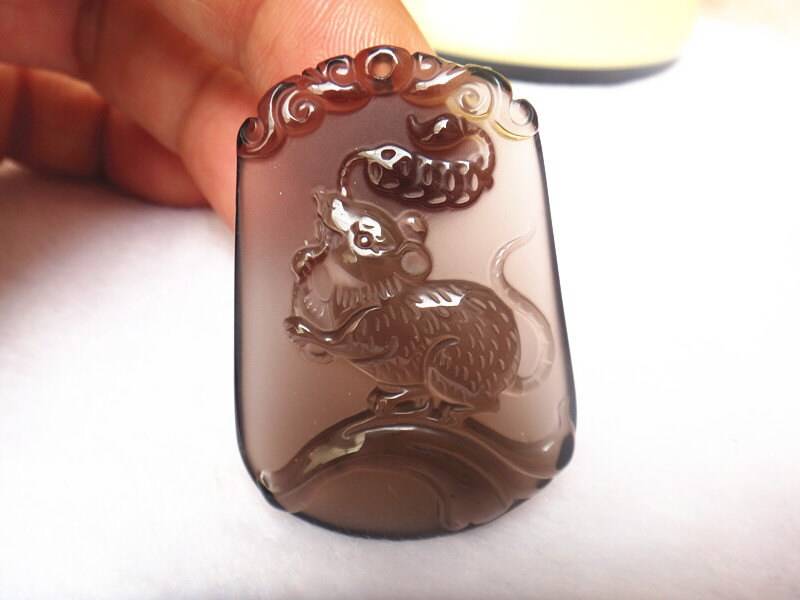 Natürliche Eis Arten Von Obsidian Ratte Anhänger Maus Maskottchen Natürliche Eis Arten Von Obsidian Ratte Anhänger Maus Maskottchen von blackbeaded