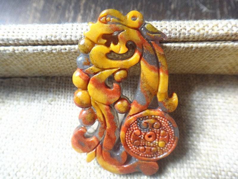 Natürliche Gelbe Jade Drachen/Phönix Anhänger - Um Dem Bösen Talisman Zu Entgehen Natürliche Gelbe Jade Drachen/Phönix Anhänger - Um Dem Bösen Talisman Zu Entgehen von blackbeaded