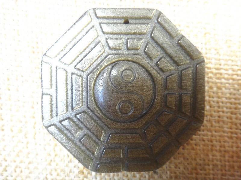 Natürliche Gold Obsidian Tai Chi Klatsch Anhänger Yin Und Yang Fünf Elemente Amulett Natürliche Gold Obsidian Tai Chi Klatsch Anhänger Yin Und Yang Fünf Elemente Amulett von blackbeaded
