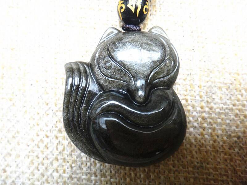 Natürliche Goldene Obsidian Fuchs Anhänger Glück Natürliche Goldene Obsidian Fuchs Anhänger Glück von blackbeaded