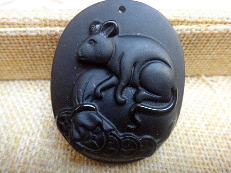 Natürliche Obsidian Anhänger Ratte Maskottchen Natürliche Obsidian Anhänger Ratte Maskottchen von blackbeaded