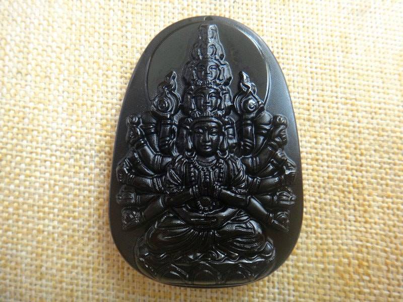Natürliche Obsidian Anhänger "Tausendhändige Göttin" Halskette Buddha Natürliche Obsidian Anhänger "Tausendhändige Göttin" Halskette Buddha von blackbeaded