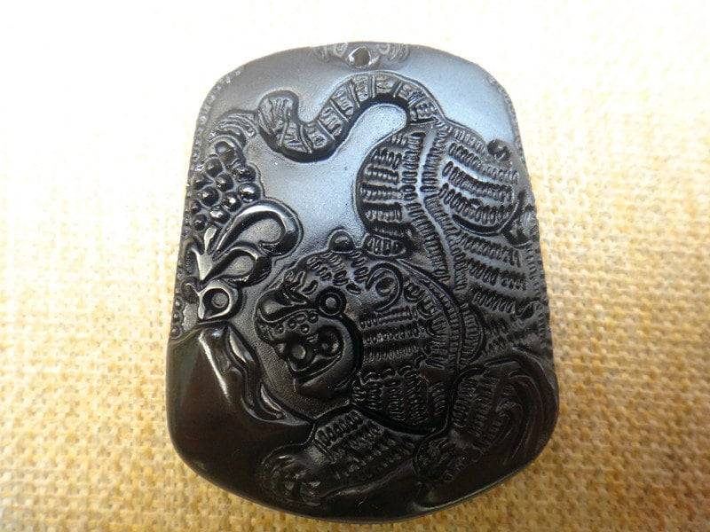 Natürliche Obsidian Anhänger Tiger Amulett Natürliche Obsidian Anhänger Tiger Amulett von blackbeaded
